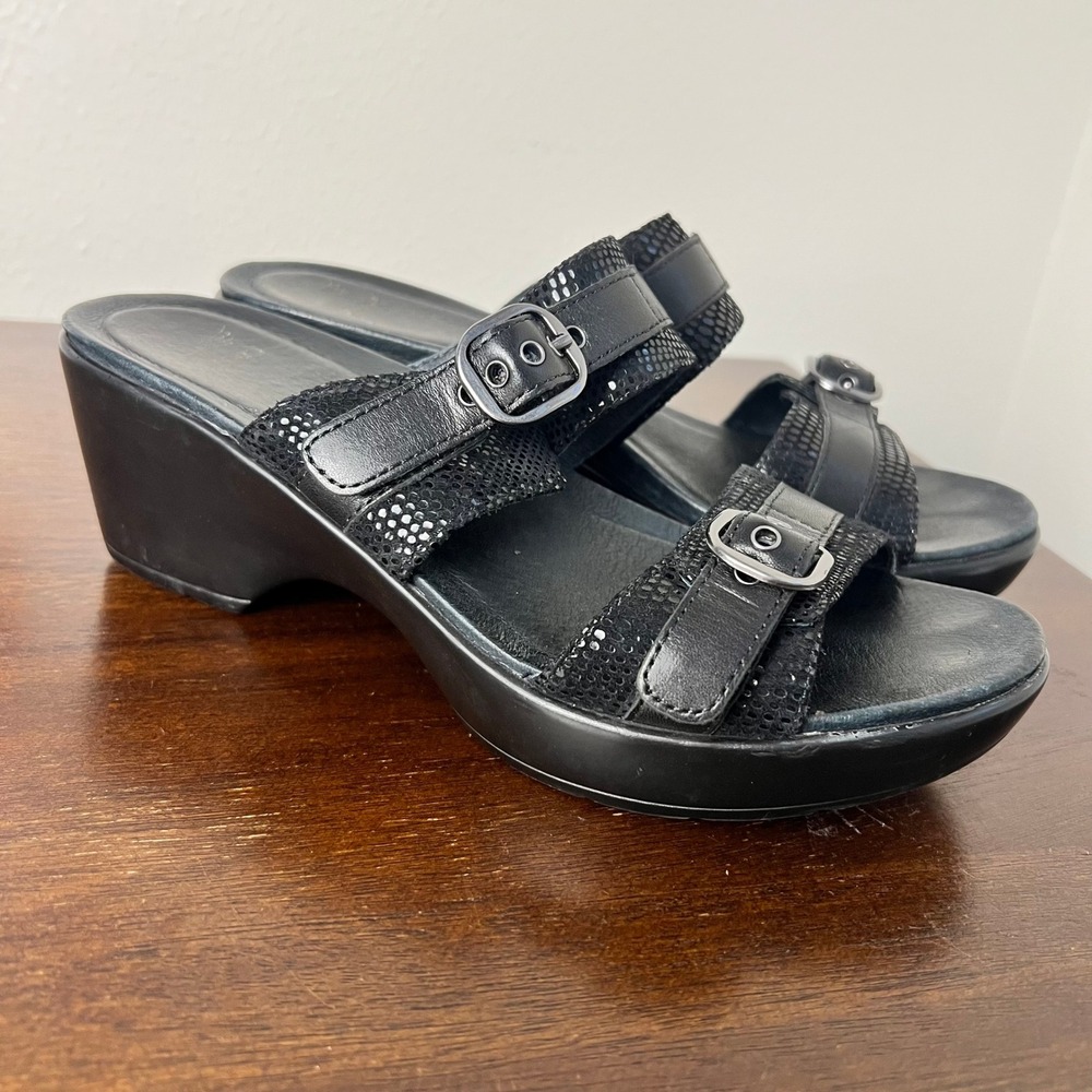Dansko Black Clog Sandals Size 7.5 US 38EU Two Strap Comfort Travel Faux Leather